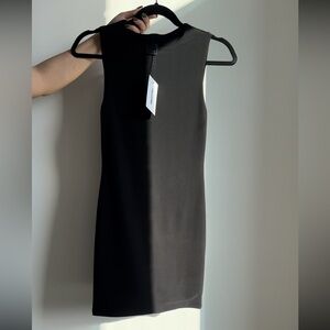 Sleeveless Dress (Black)